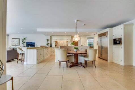 Kitchen/Family Room