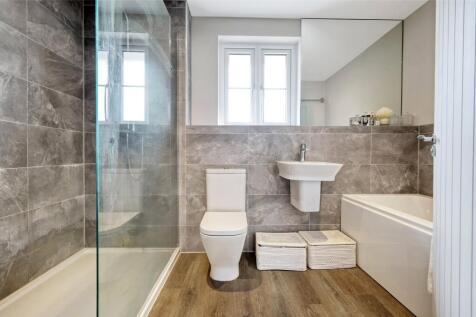 En Suite Bathroom