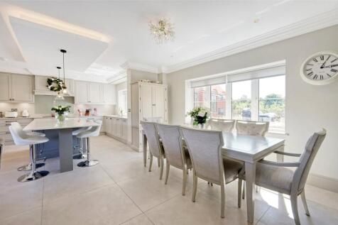 Kitchen/Dining