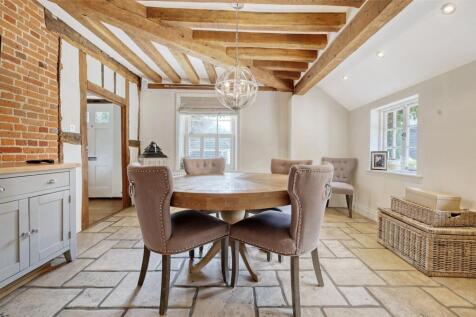 Breakfast Room