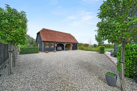 Driveway &amp; Cartlodge