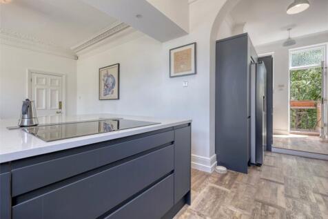 Kitchen/Utility