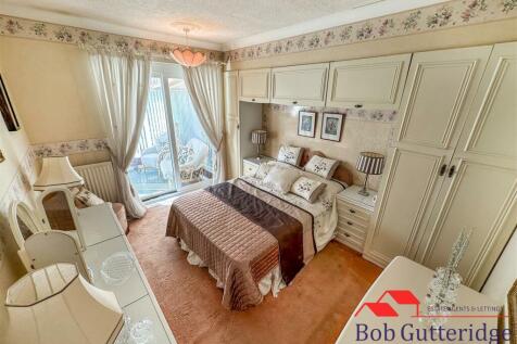 BEDROOM TWO (REAR)