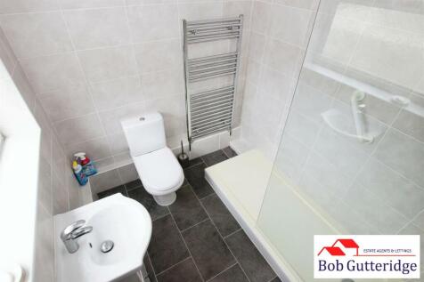 SHOWER ROOM/WC