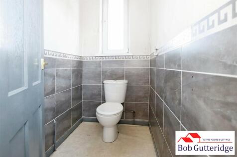 SEPARATE WC