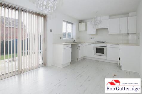 FITTED KITCHEN/DINING ROOM