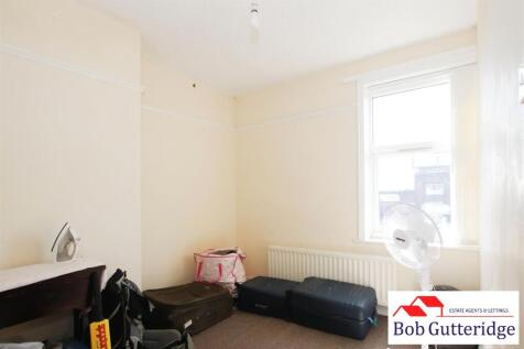 BEDROOM ONE (FRONT)