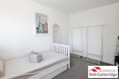 BEDROOM TWO (REAR)