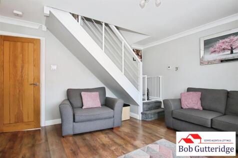 BAY FRONTED LOUNGE