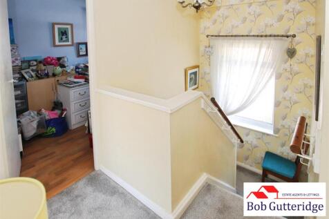FIRST FLOOR LANDING