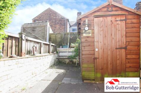 ENCLOSED REAR YARD