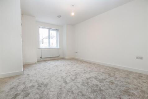 BAY FRONTED LOUNGE