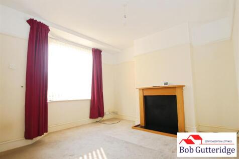 BAY FRONTED LOUNGE