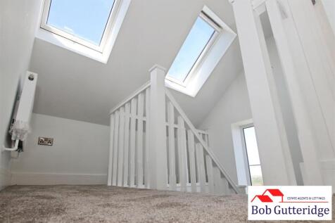 SECOND FLOOR LANDING