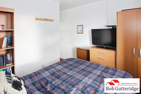 BEDROOM TWO (FRONT)