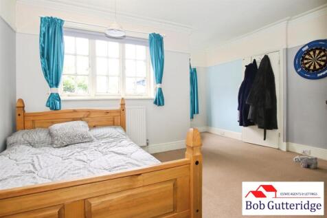 BEDROOM TWO (FRONT)