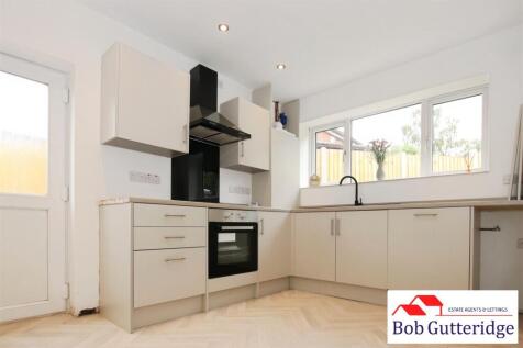 NEW FITTED KITCHEN/DINING ROOM