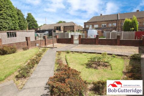 ENCLOSED REAR GARDEN