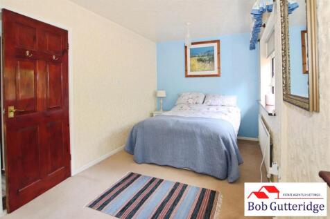 BEDROOM ONE (FORMELY TWO BEDROOMS)