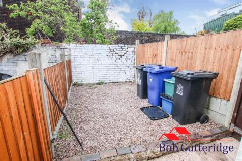 REAR YARD / GARDEN