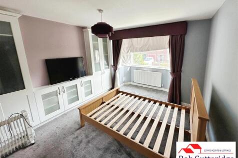 BEDROOM ONE (FRONT)