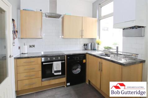 FITTED KITCHEN / BREAKFAST ROOM