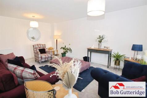 BAY FRONTED LOUNGE