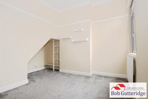 BEDROOM TWO (REAR)