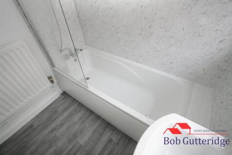 BATHROOM/WC
