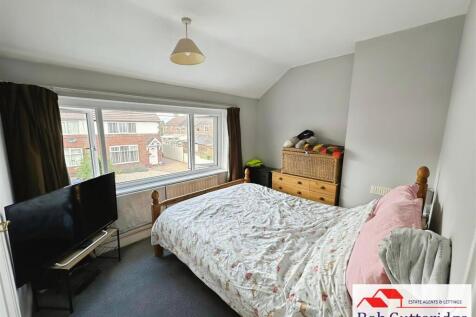BEDROOM ONE (FRONT)