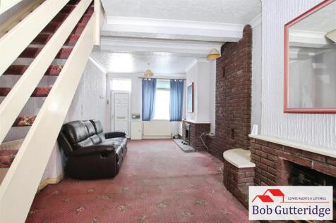THROUGH LOUNGE / DINING ROOM