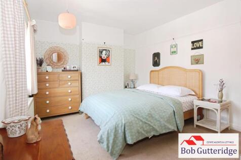 BEDROOM ONE (FRONT)