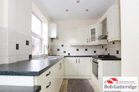 FITTED KITCHEN