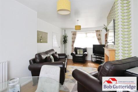 THROUGH LOUNGE / DINING ROOM