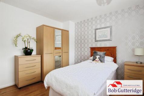 BEDROOM TWO (REAR)