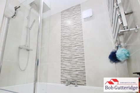 LUXURY FIRST FLOOR BATHROOM