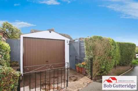 DETACHED SECTIONAL GARAGE