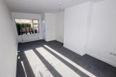 FULL LENGTH LOUNGE / DINER
