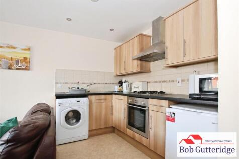 OPEN PLAN FITTED KITCHEN / LOUNGE / DINER