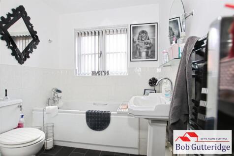 MODERN BATHROOM