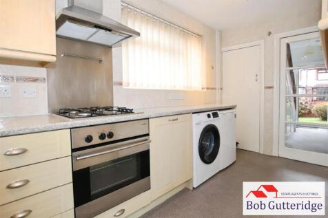 FITTED KITCHEN