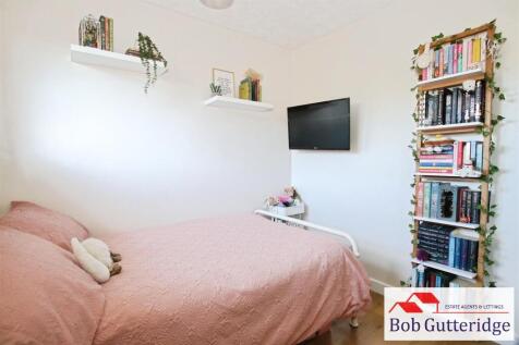 BEDROOM TWO (FRONT)