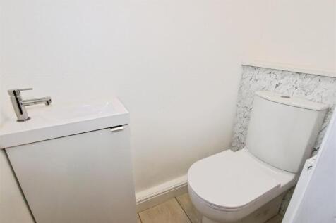 GROUND FLOOR WC