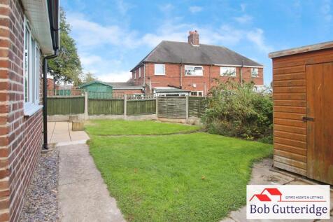 ENCLOSED REAR GARDEN