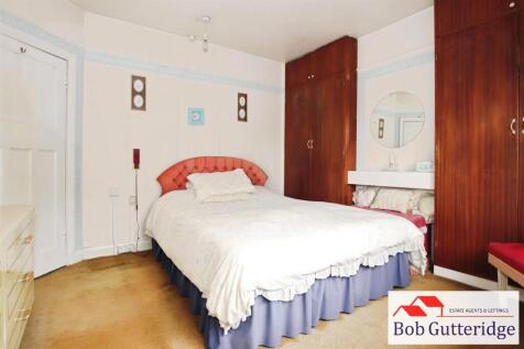 BEDROOM TWO (REAR)