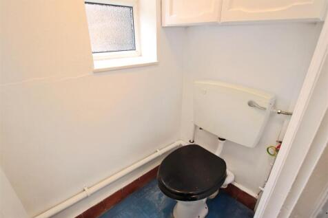 GROUND FLOOR WC