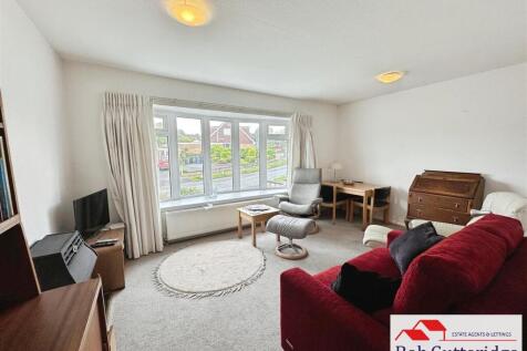 FULL WIDTH LOUNGE / DINER