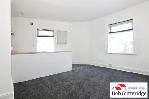 OPEN PLAN FITTED KITCHEN/LOUNGE DINER