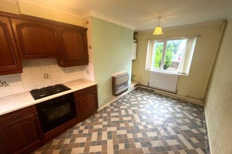 Kitchen 1.jpg
