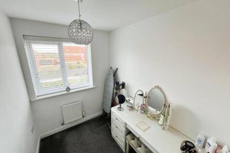 944eadc1-Bedroom 20Three.jpg